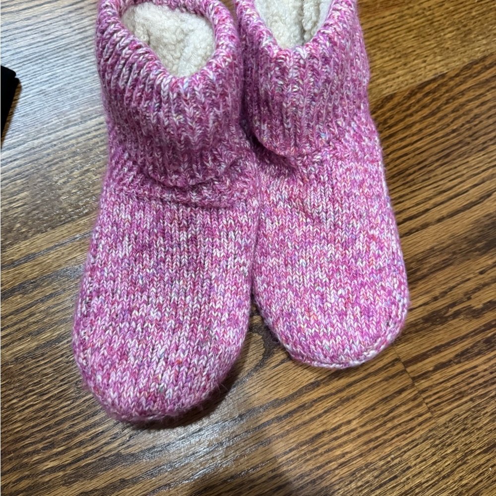 Bomba Women’s slippers (M)
